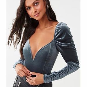 ⭐️ 3/$20 Forever 21 dark teal velvet bodysuit